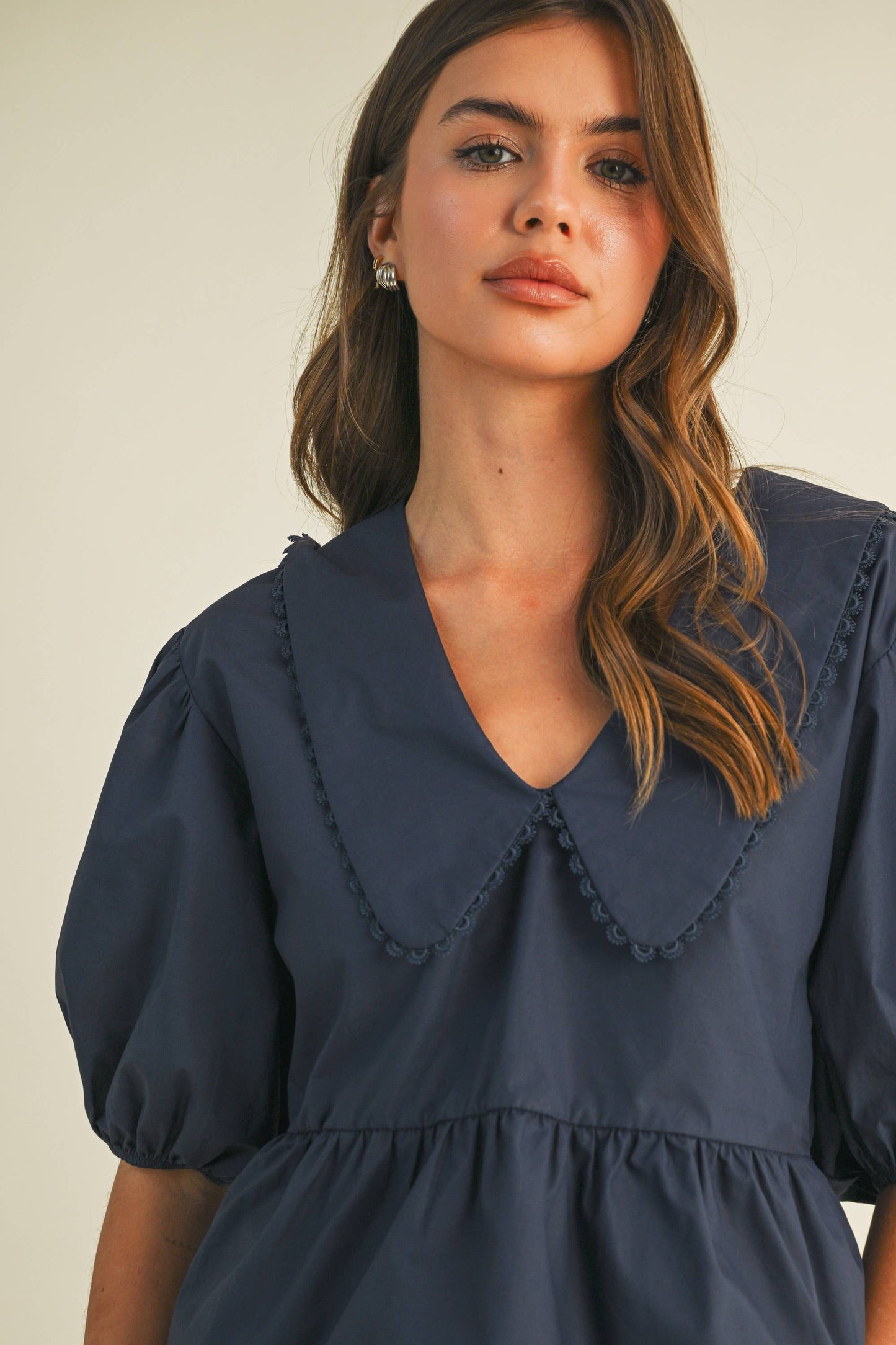 IT4249 PUFF SLEEVES OVERSIZED COLLAR TOP BLOUSE
