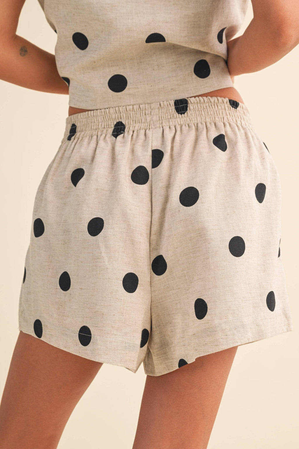 IST6385-A POLKADOT LINEN SLEEVELESS TOP AND SHORTS SET