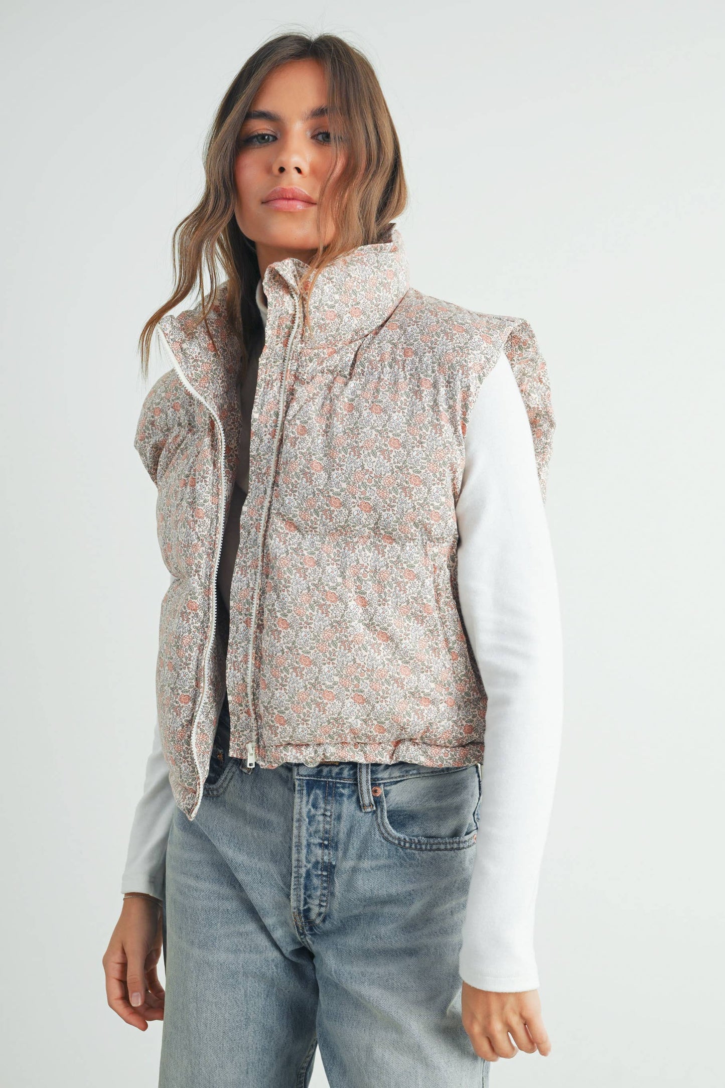 ULTIMATE COZY AND CHIC FALL PETITE FLORAL THICK PUFFER VEST