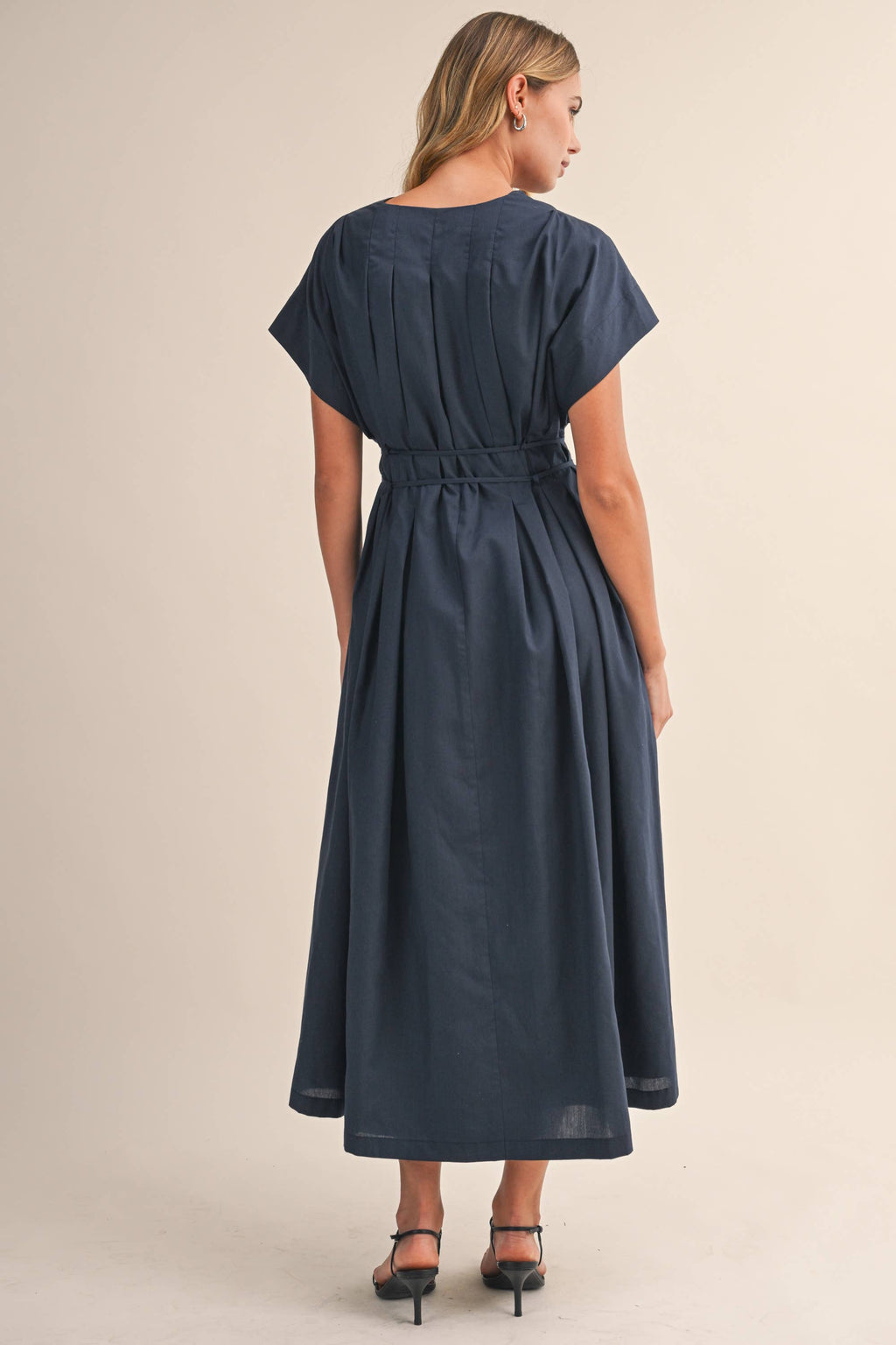 IDA1035 POPLIN SHORT SLV PLEATED DETAIL BELTED MAXI DRESS