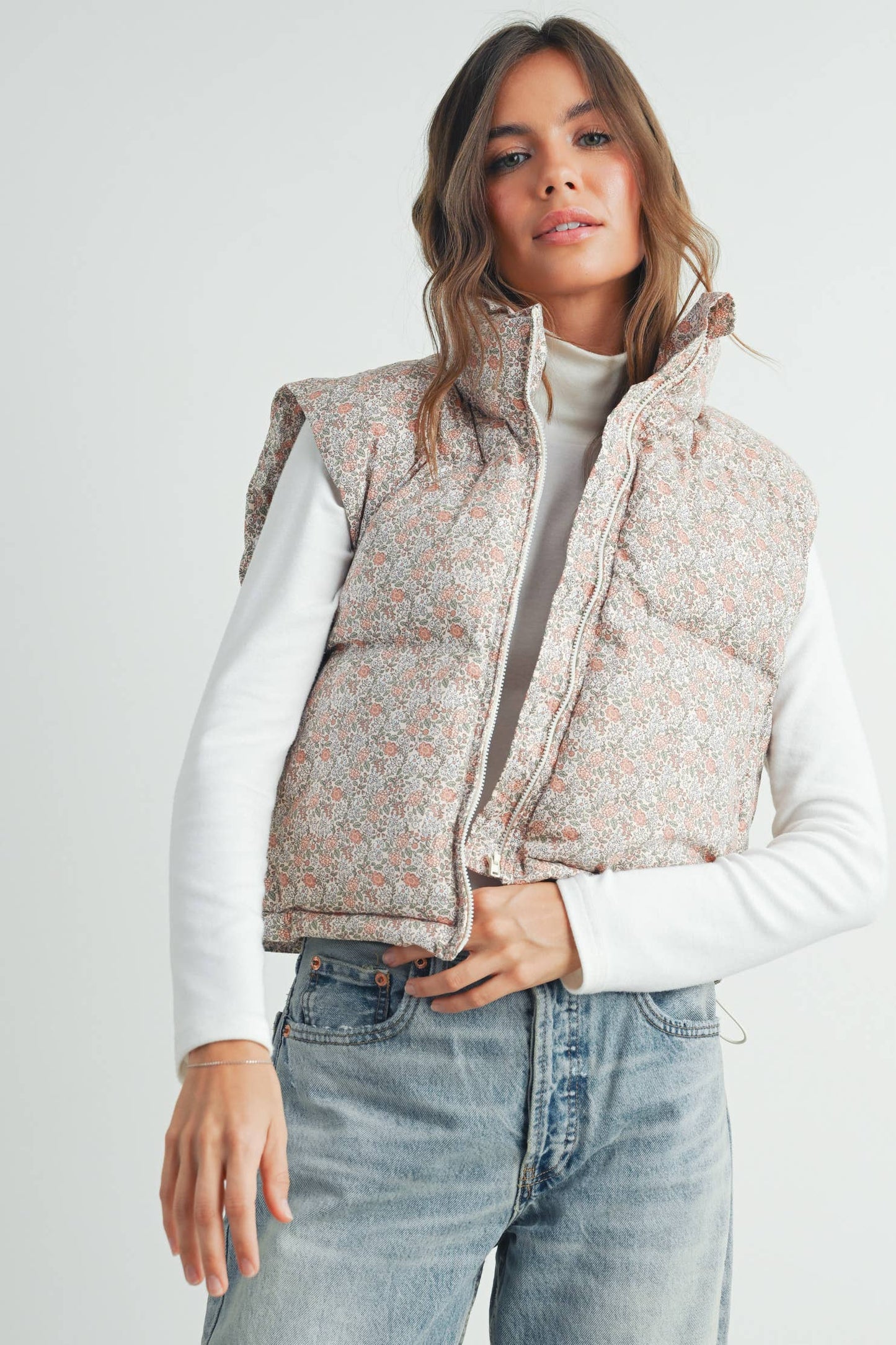 ULTIMATE COZY AND CHIC FALL PETITE FLORAL THICK PUFFER VEST