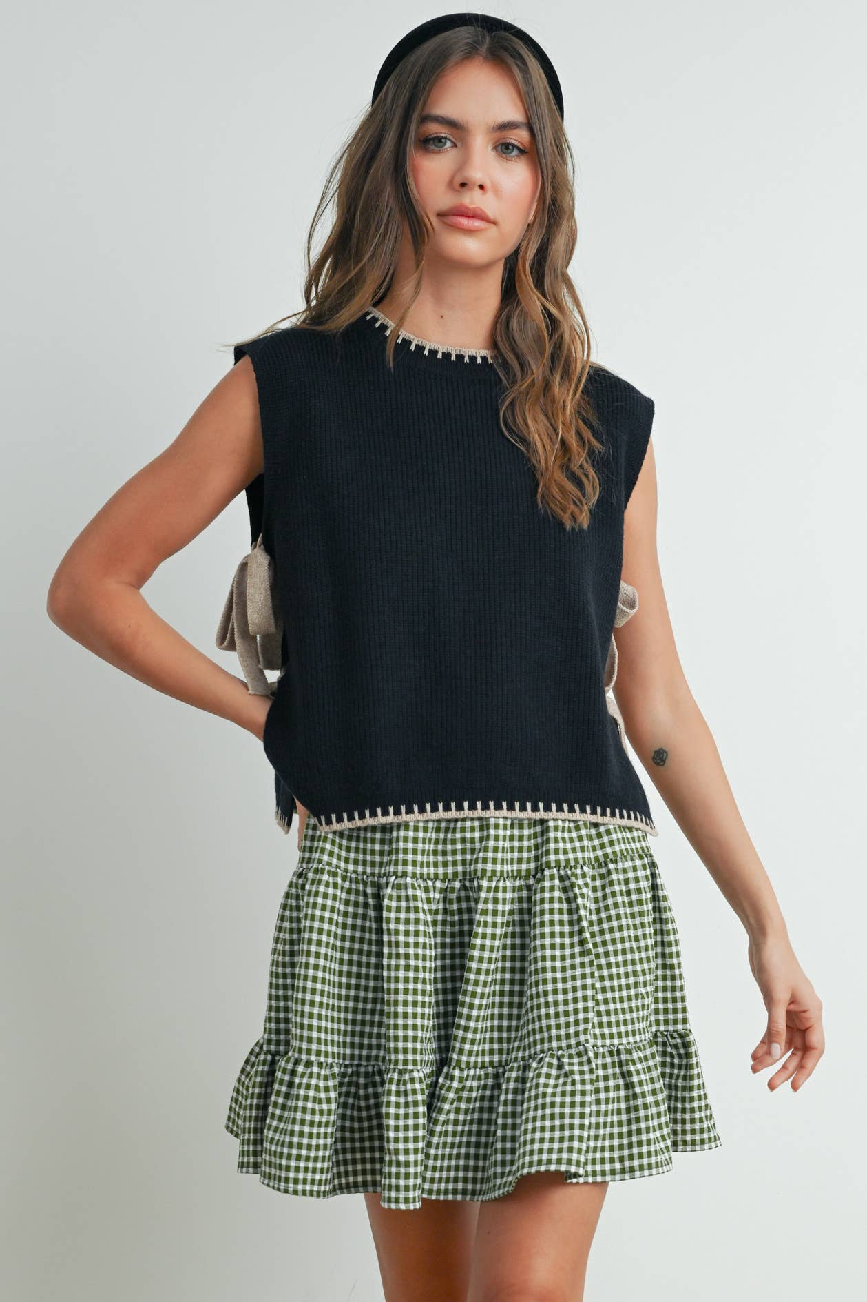 Mock Neck Sleeveless Sweater