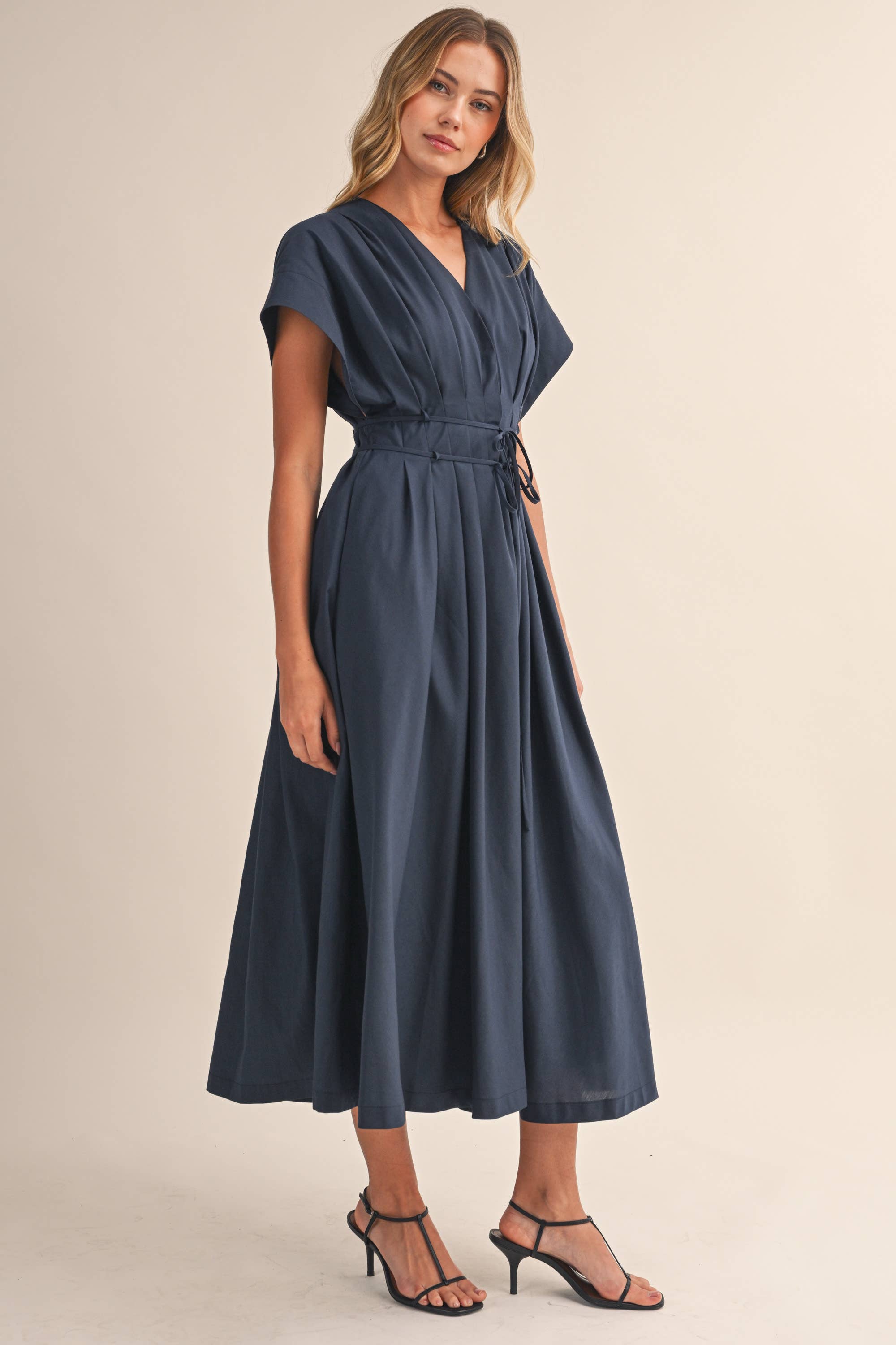 IDA1035 POPLIN SHORT SLV PLEATED DETAIL BELTED MAXI DRESS