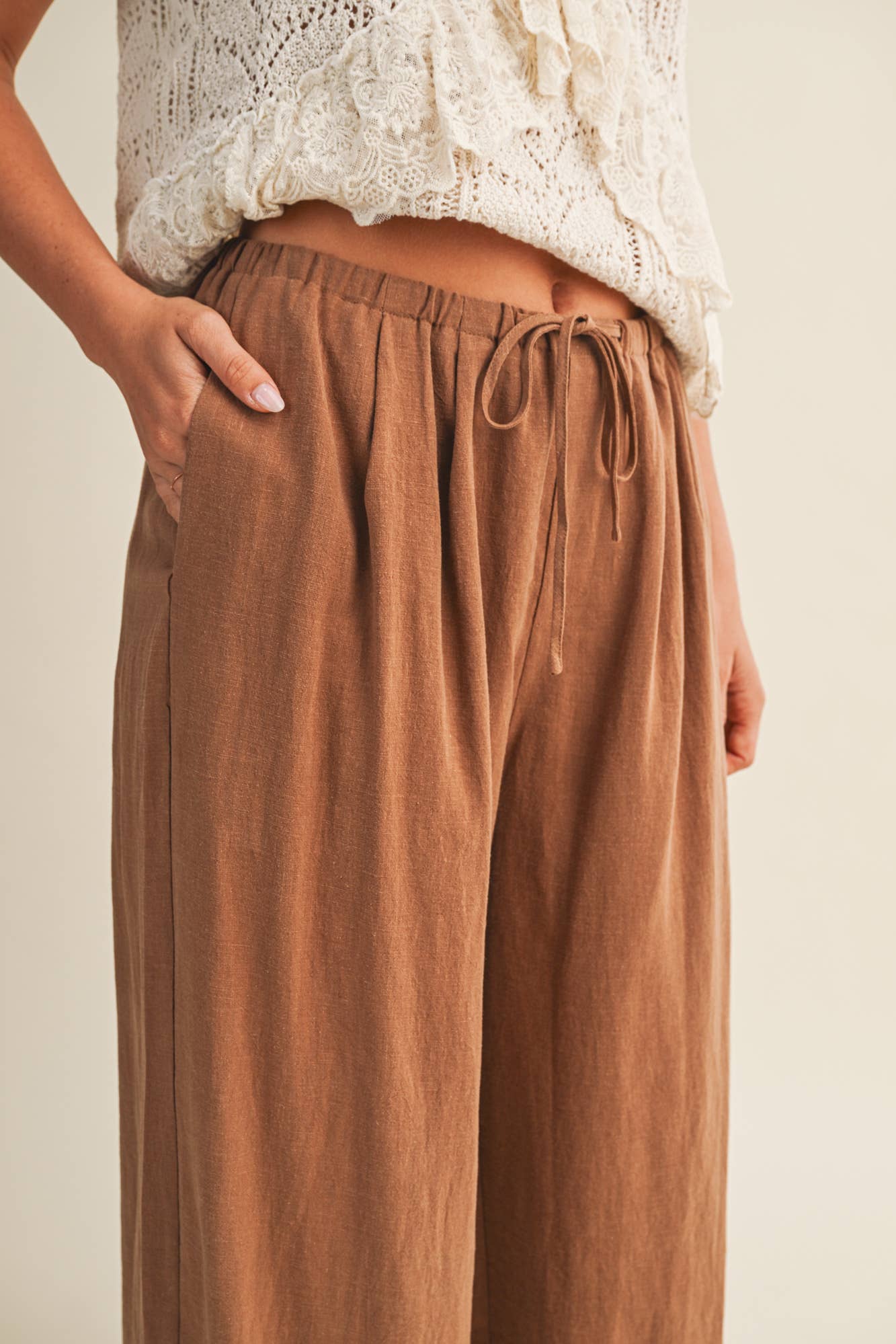Waist Tuck Rattan Pant
